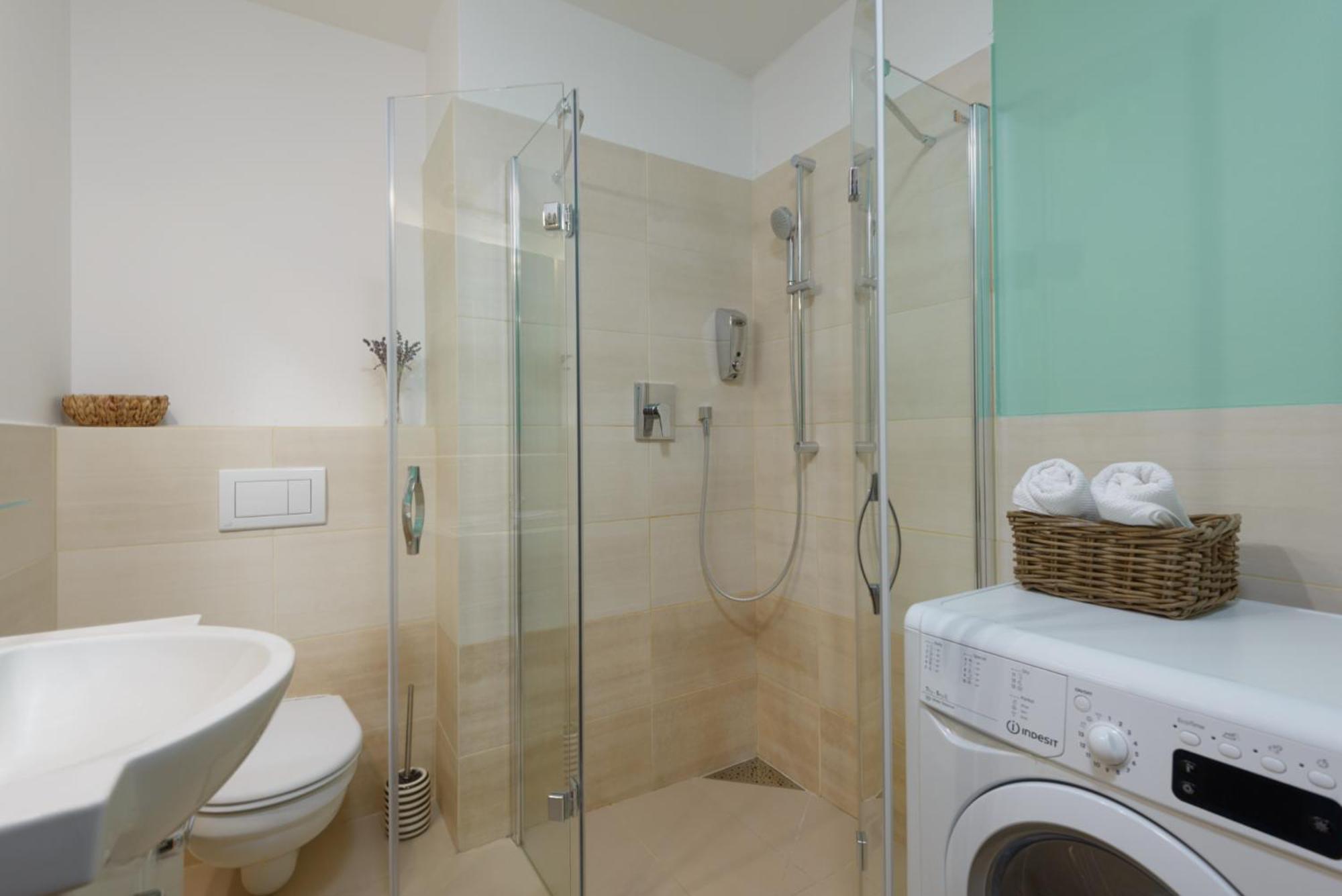 Apartamento Roy 2 Bdr With Castle View, Parking & Ac